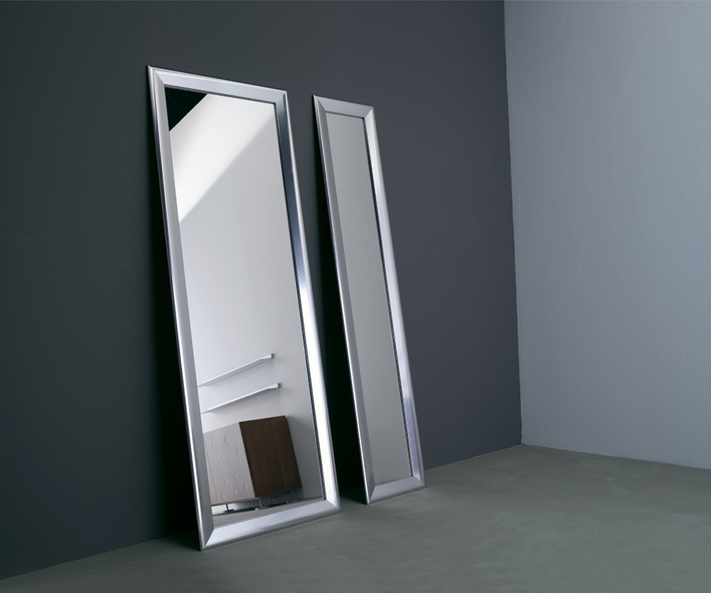 HORM specchio da parete o da terra YUME (73 x H 41 cm - Alluminio